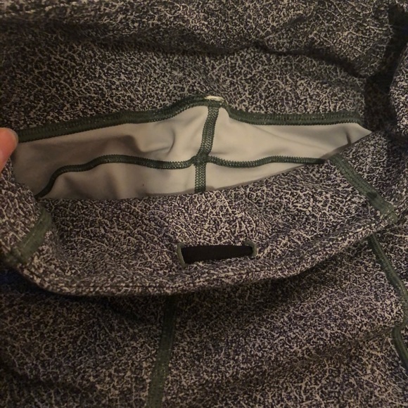 Lululemon leggings - Picture 5 of 7